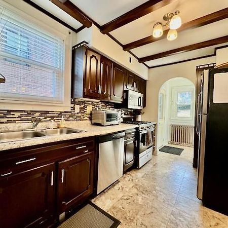 Spacious 3Br Home With Movie Theater بيتسبرغ المظهر الخارجي الصورة
